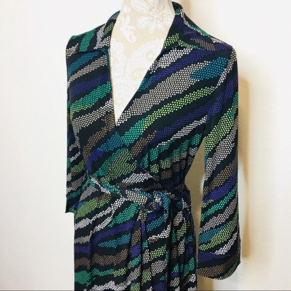 Ellen Tracy Medium Wrap Dress Multi Color d911 - Picture 2 of 8